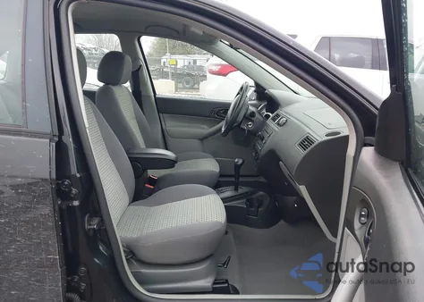 2006 Ford Focus Zx4 z USA, uszkodzony, nr VIN 1FAFP34N06W134273